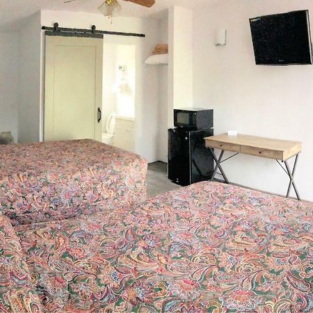 Sunset Motel Waterloo Экстерьер фото