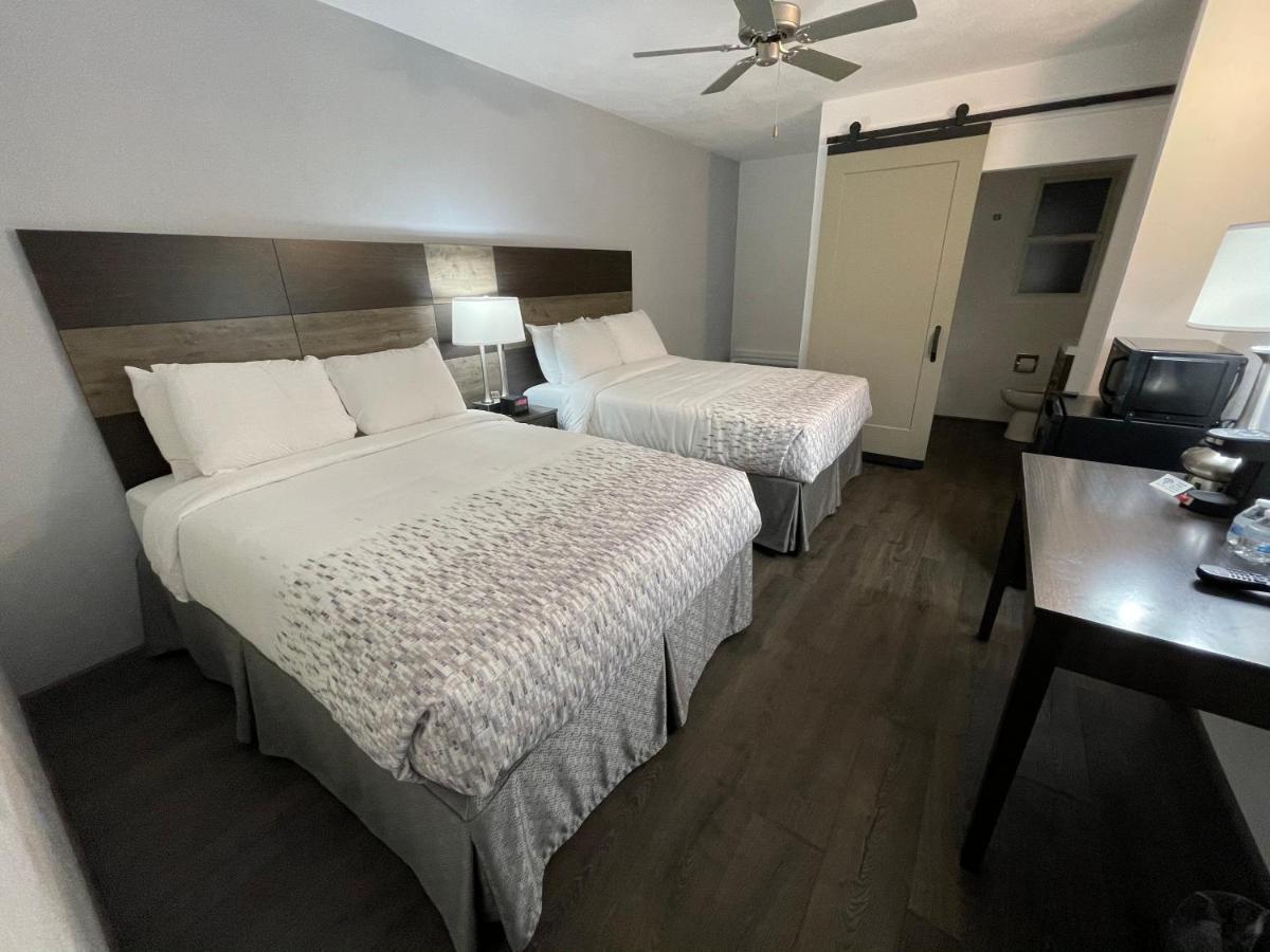 Sunset Motel Waterloo Экстерьер фото