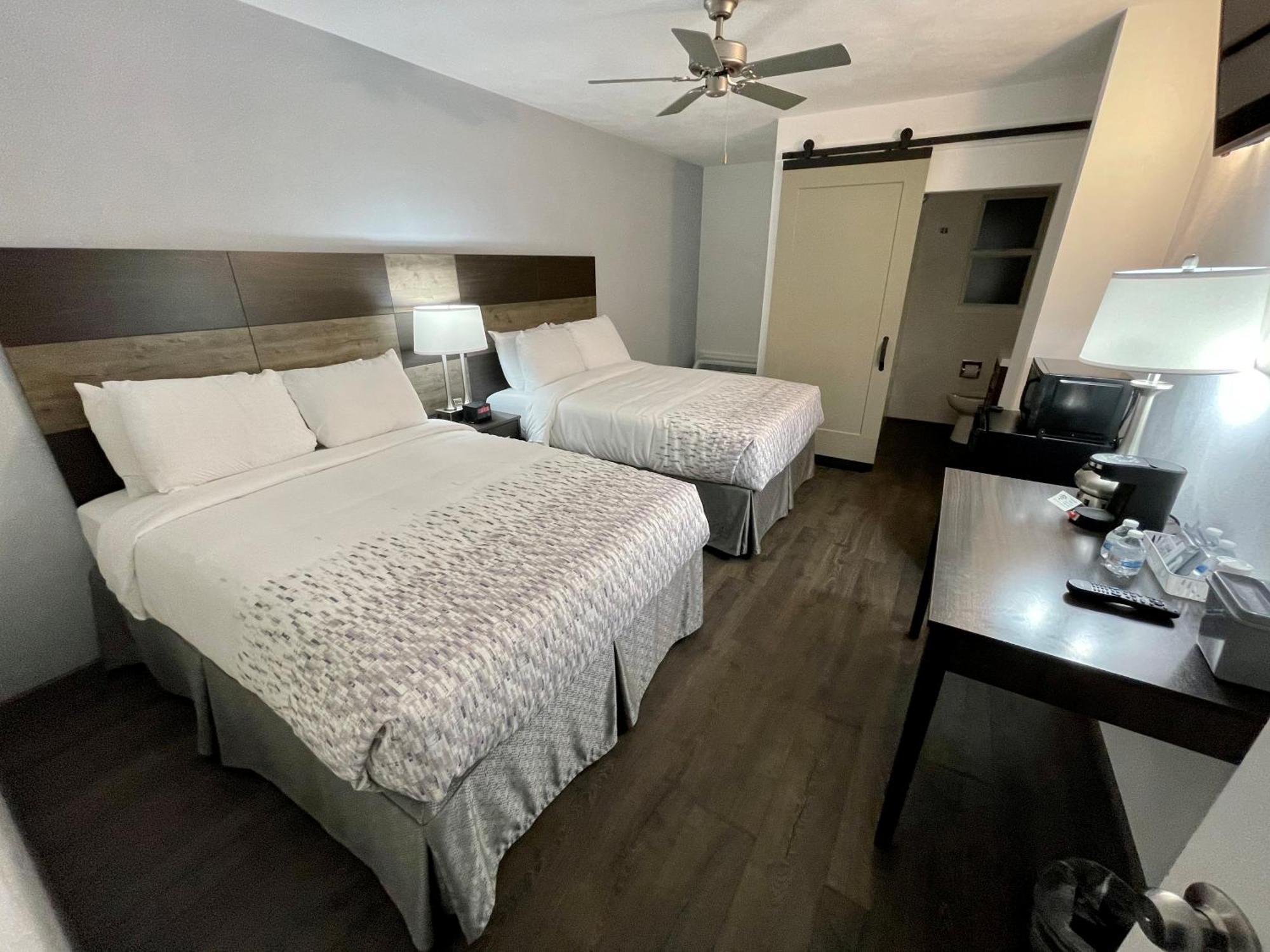 Sunset Motel Waterloo Экстерьер фото