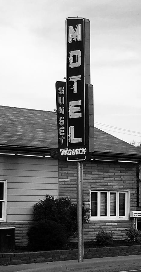 Sunset Motel Waterloo Экстерьер фото